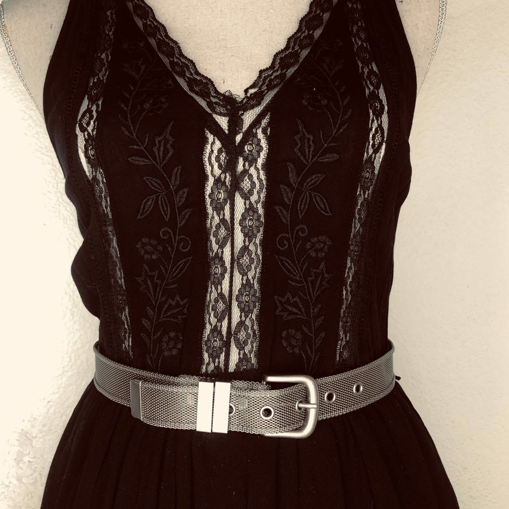 dark silver / silver metal Belt
